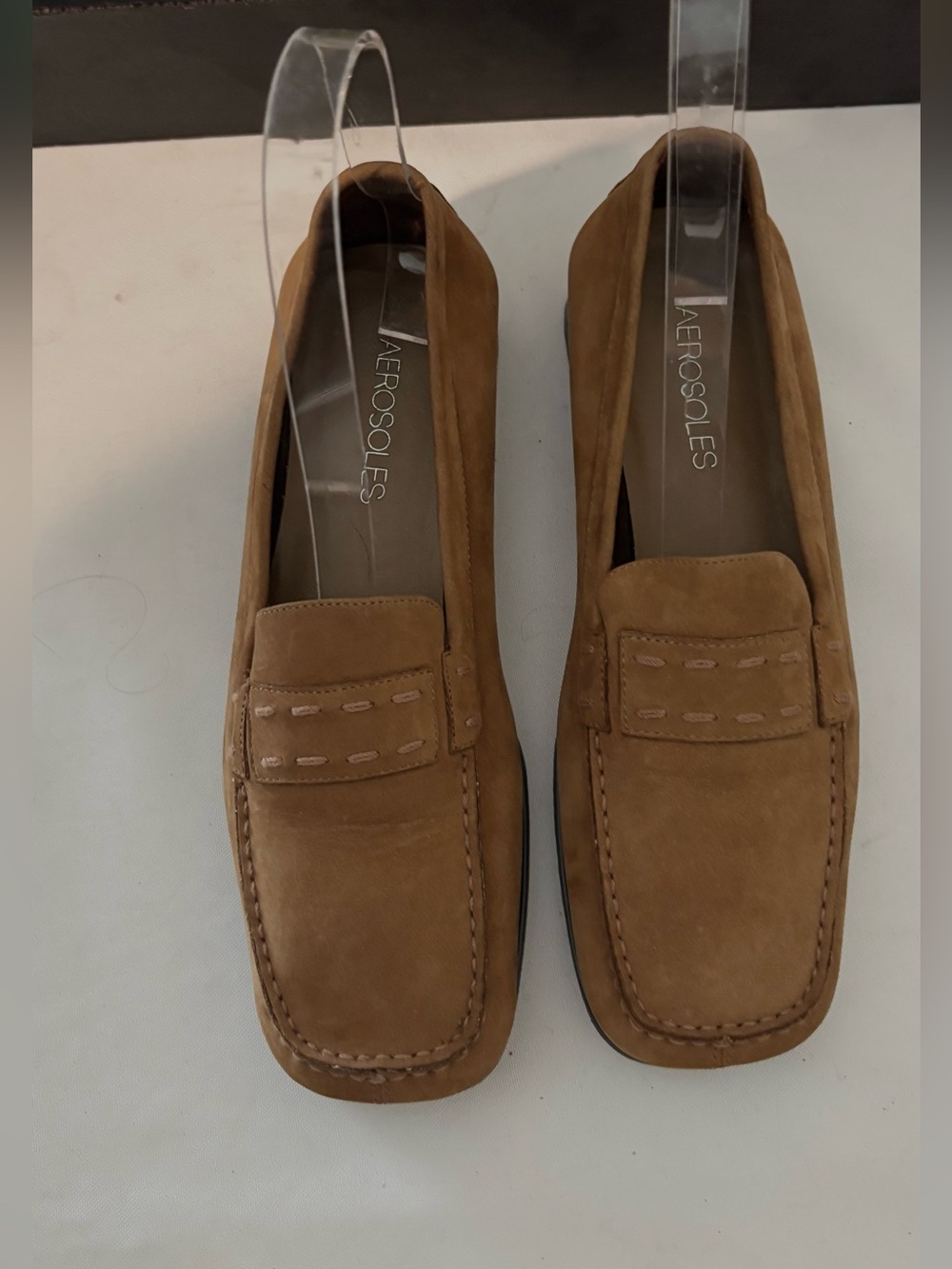 NEW Women’s AEROSOLES Tobacco Suede Penny Loafers